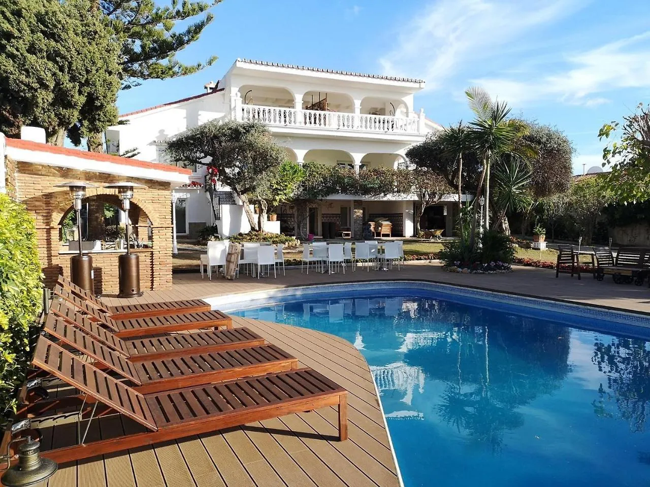 Villa With 6 Bedrooms In Marbella, With Wonderful Sea View, Private Pool, Fur... Apartamento